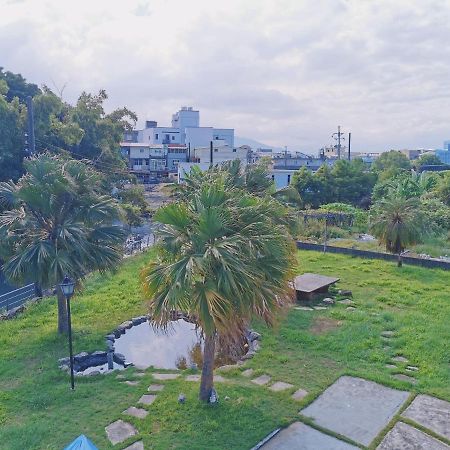 Yilan Beitou No.117 Bed & Breakfast La Đông Ngoại thất bức ảnh
